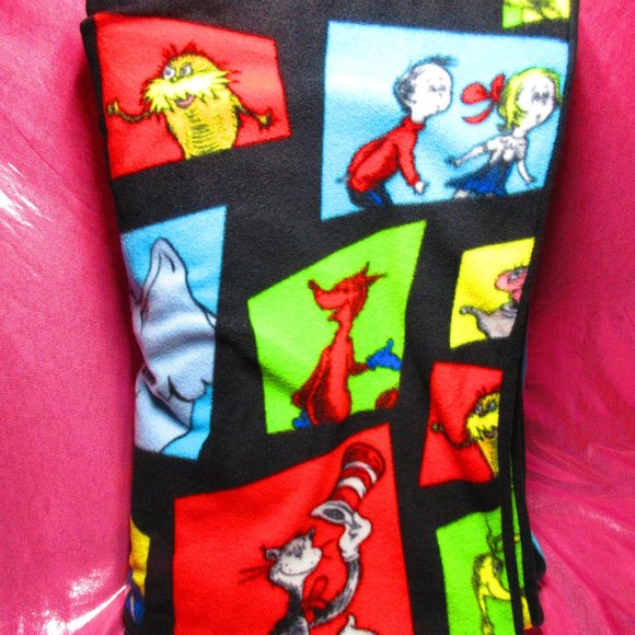 Dr. Seuss Characters 90" x 58" Fleece Blanket - Picture 1 of 3